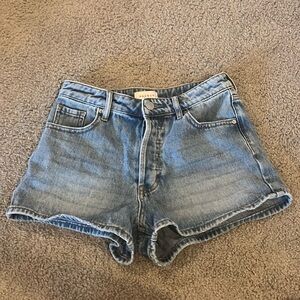 Pacsun Jean Shorts Medium Wash Size 25